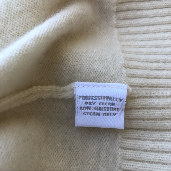 Charter Club 2-PLY Cashmere Shawl Neck Long Sleeve Light Ivory Top M - Picture 11 of 11